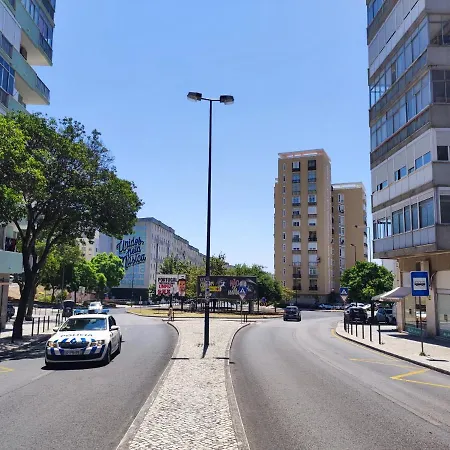 דירה Lisbon, Authentic In Penha De Franca