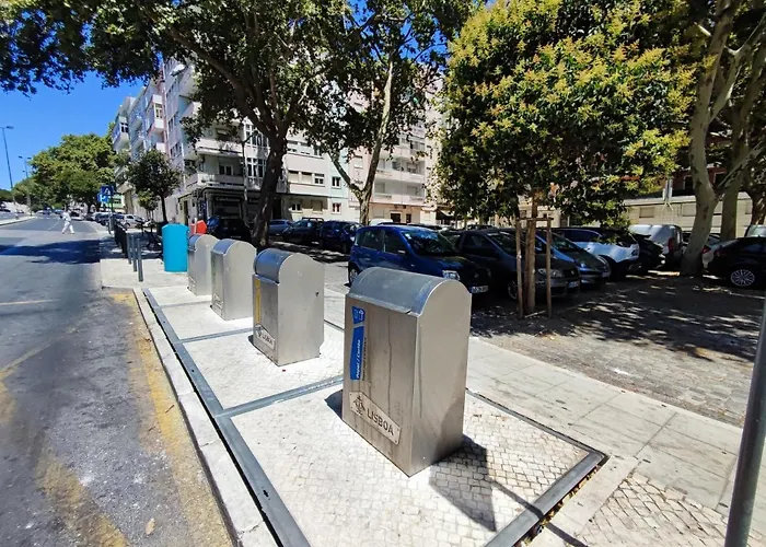 In Penha De Franca בית הארחה ליסבון