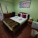 In Penha De Franca Apartment