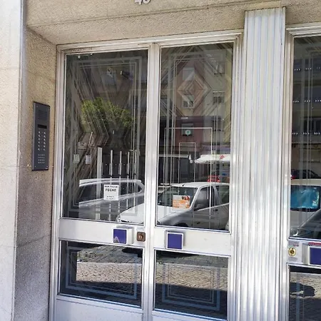 In Penha De Franca * Лісабон