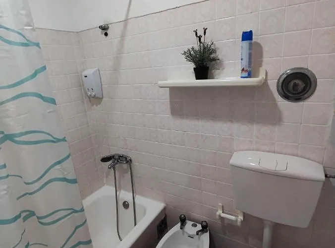 Гостьовий будинок In Penha De Franca *