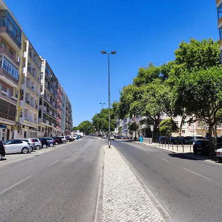 In Penha De Franca Лиссабон